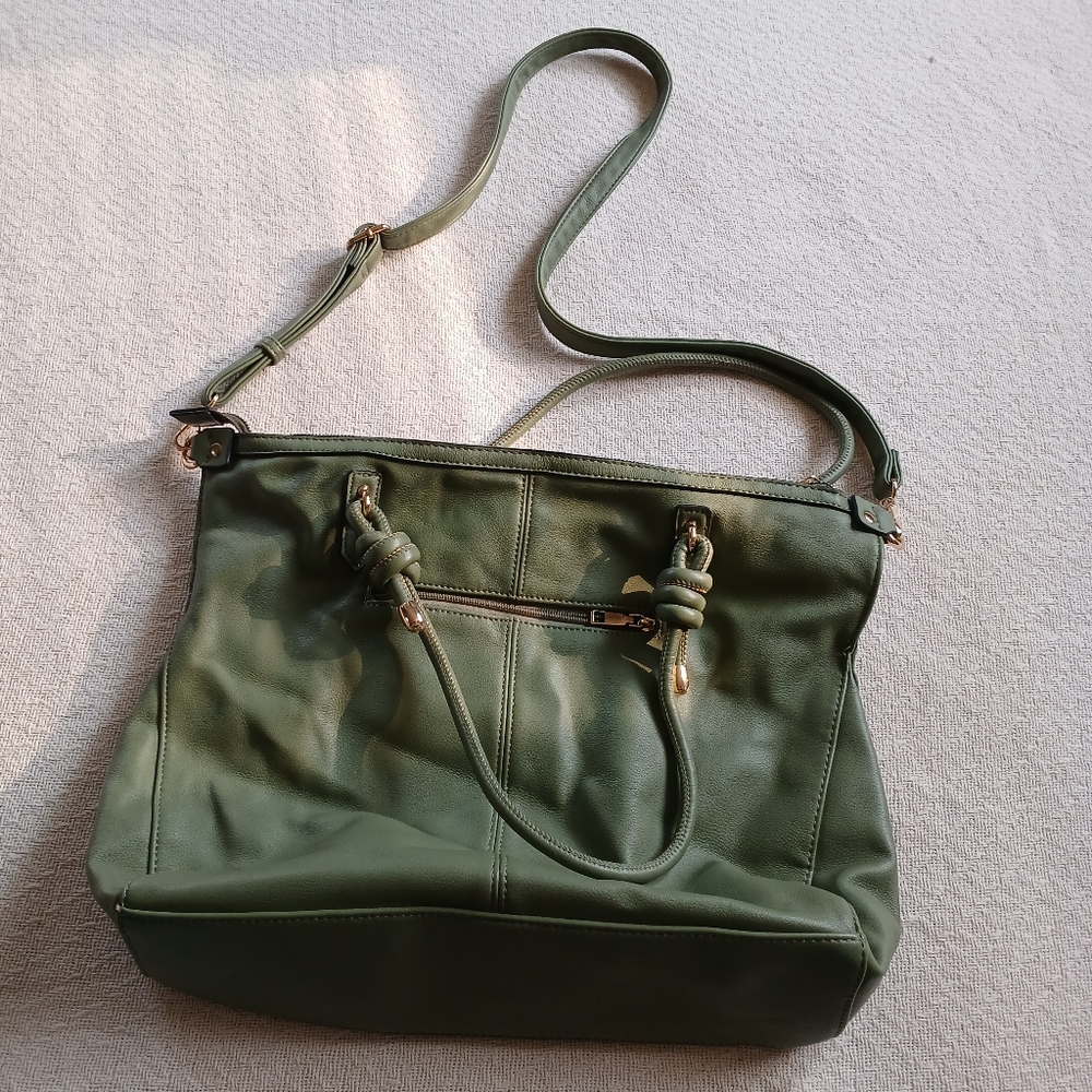 malibu skye ♡ celestial lined faux leather vegan bag astrology moon star green